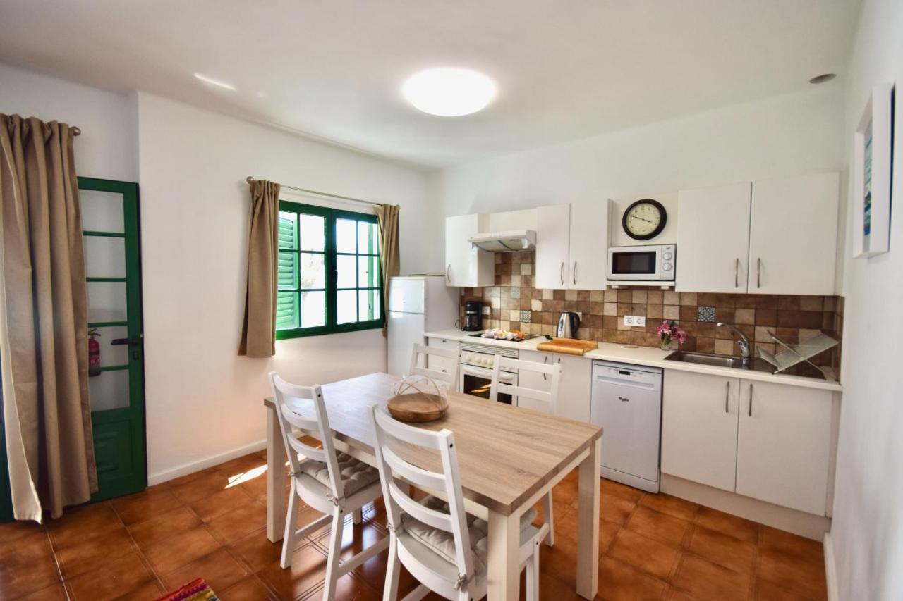 Terracitas 3 Hiru , Coqueto Bungalow Con Ac , Terraza Y Piscina Comunitaria Playa Blanca  Luaran gambar